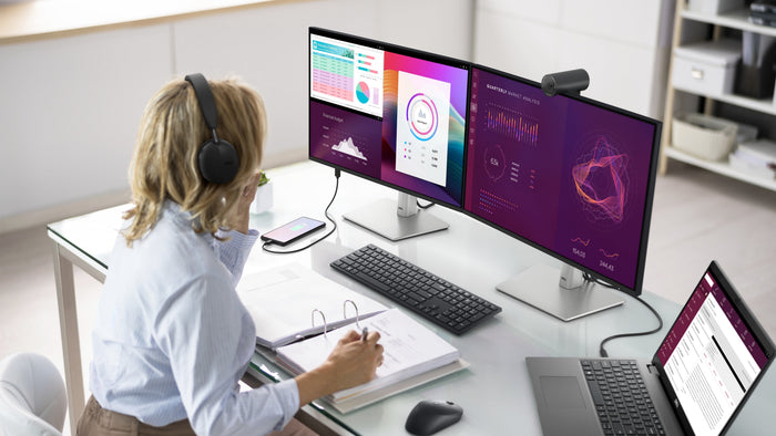 Dell P2725HE Pro 27 Plus USB-C Hub FHD 100Hz 5ms Monitor
