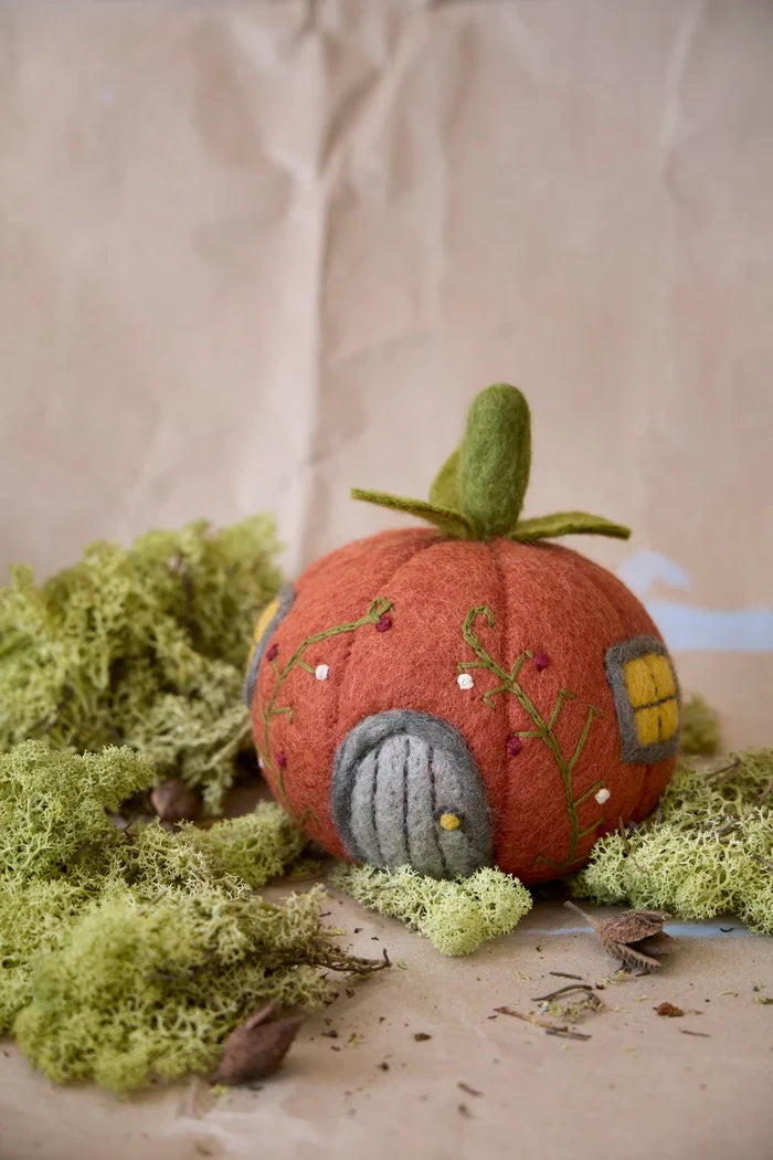 Gry & Sif Pumpkin House