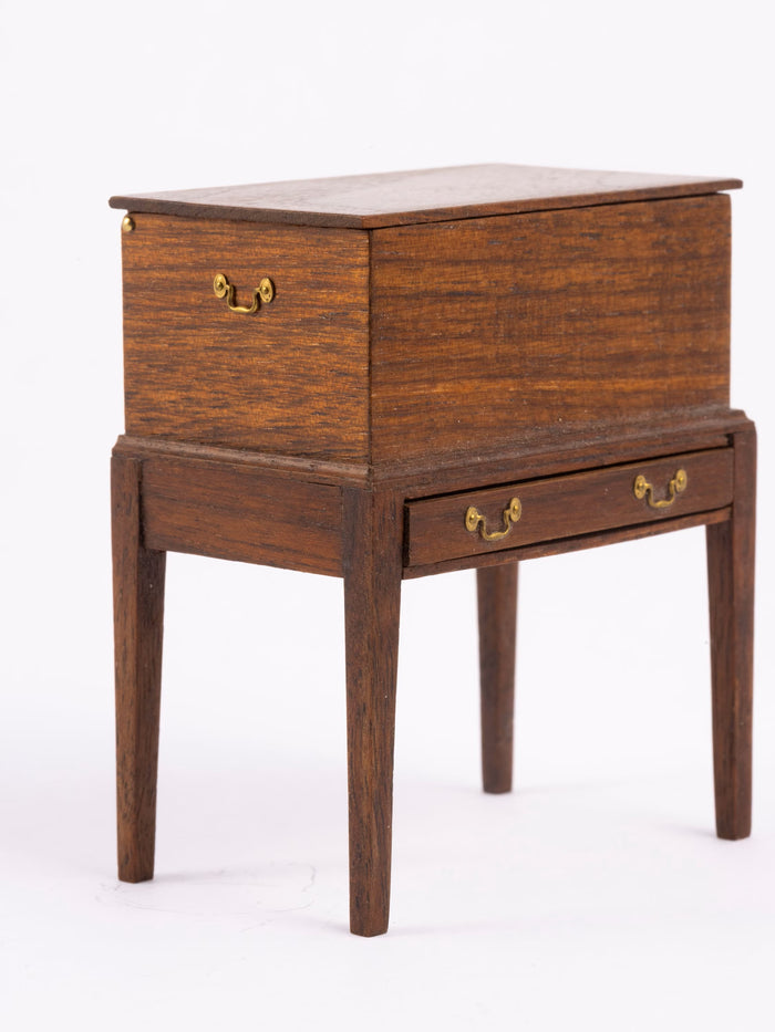 Handmade Gary Larsen Cellarette