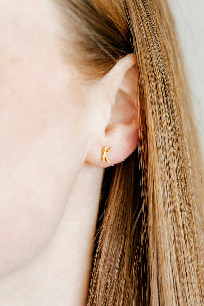 LINNY CO | Screwback Stud Earrings - Initial K