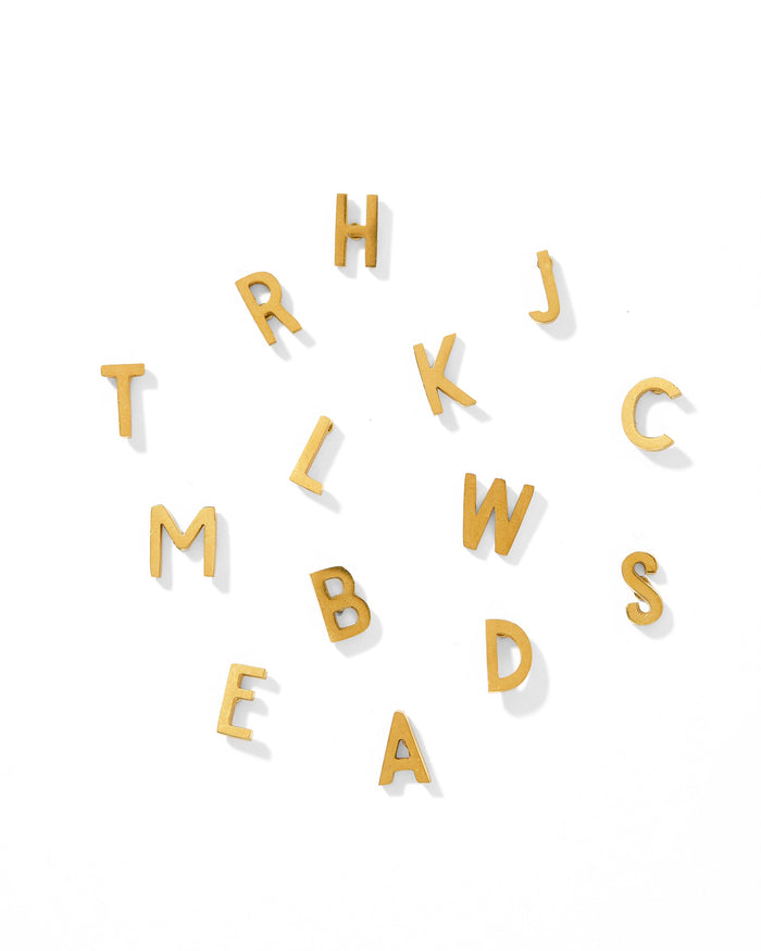 LINNY CO | Screwback Stud Earrings - Initial K