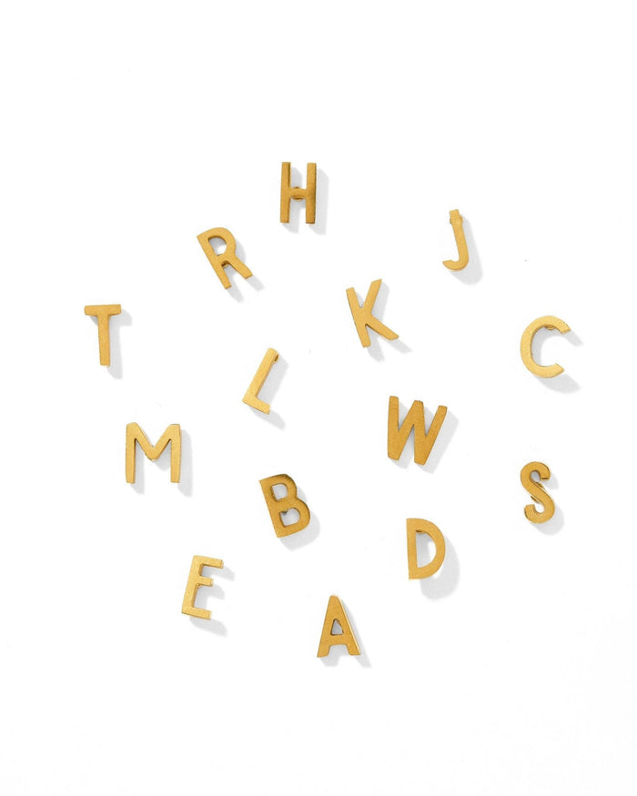 LINNY CO | Screwback Stud Earrings - Initial S
